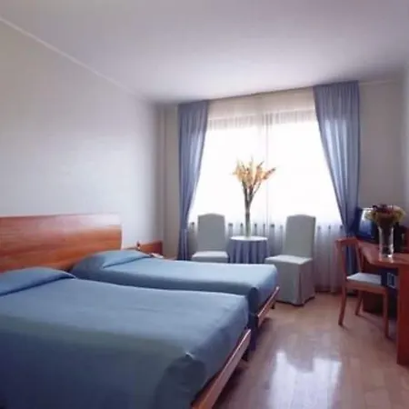 Leopardi Hotel 4*