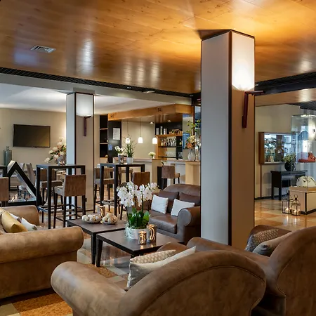 Hotel Leopardi 4*