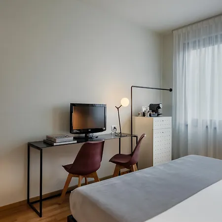Leopardi 4*